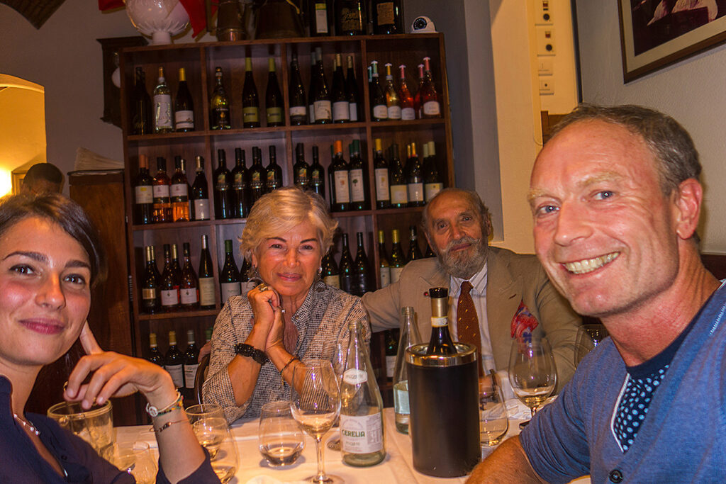 Puredistance Founder Jan Ewoud Vos together with Giovanni, Lia and Virginia of Sacro Cuore Bologna